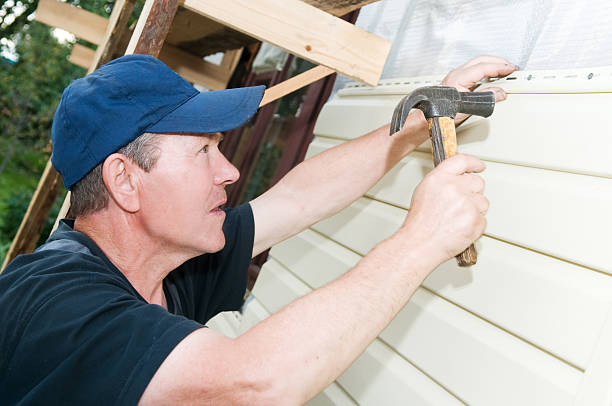 Custom Trim and Detailing for Siding in Bolivar, MO